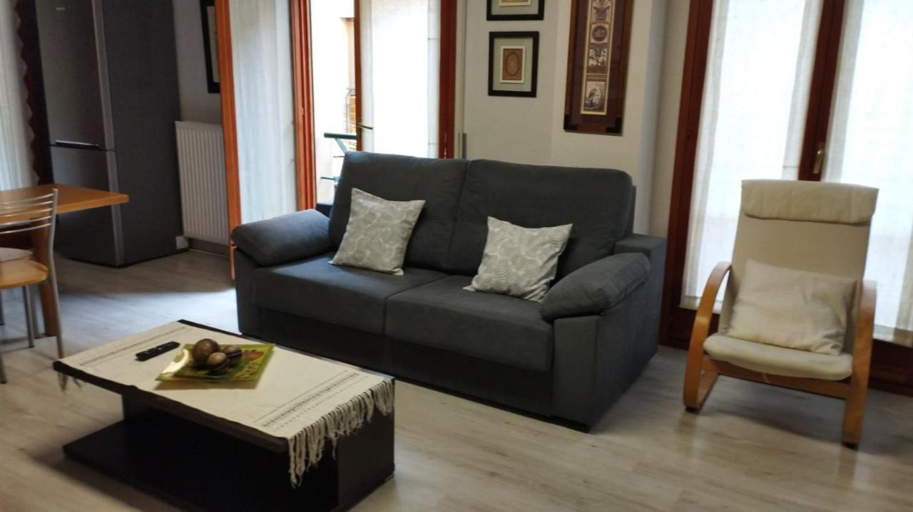 Apartamento Sansoain Jaca Exterior foto